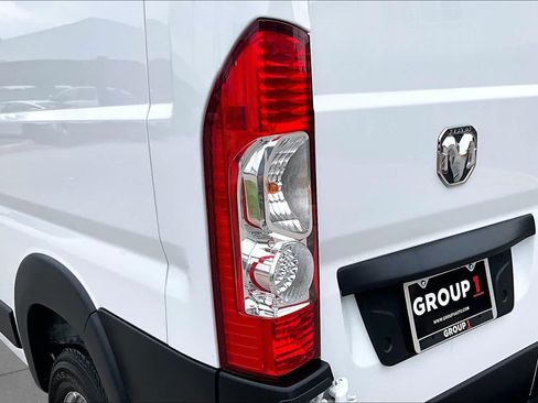 Used 2025 RAM ProMaster 2500 w/ Convenience Group FWD image 26