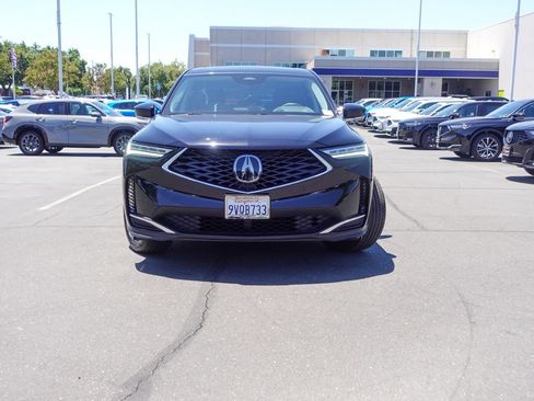 Certified 2025 Acura MDX FWD image 2