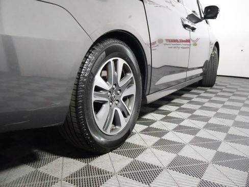 Used 2016 Honda Odyssey Touring image 14