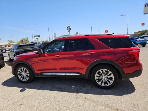Used 2024 Ford Explorer Limited image 5
