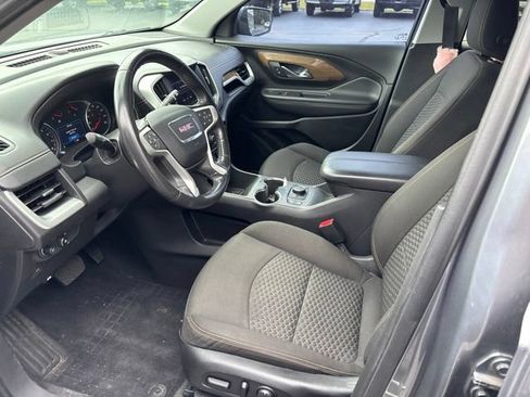 Used 2020 GMC Terrain SLE w/ Driver Convenience Package AWD/4WD image 16