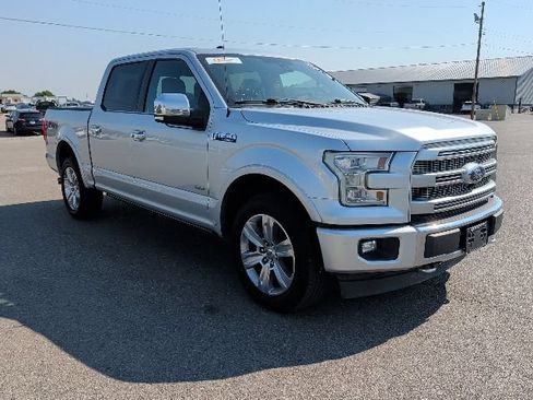 Used 2017 Ford F150 Platinum w/ Equipment Group 701A Luxury AWD/4WD image 2