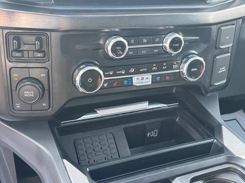 Used 2024 Ford F250 Lariat w/ Lariat Ultimate Package AWD/4WD image 35