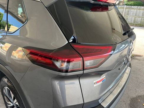 Used 2021 Nissan Rogue SV AWD/4WD image 34