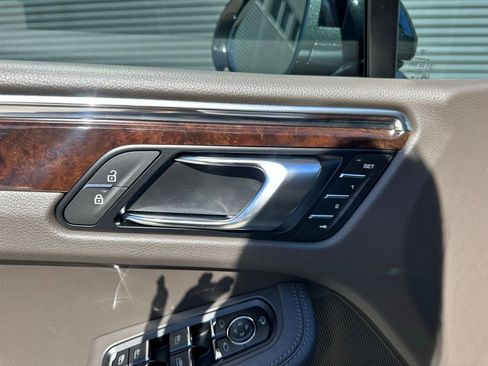 Used 2026 Porsche Macan image 20