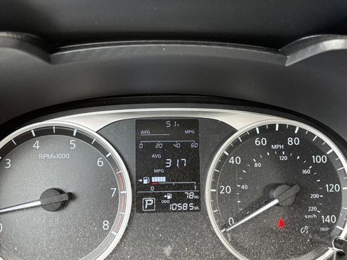 Used 2024 Nissan Versa S w/ S Plus Package image 8