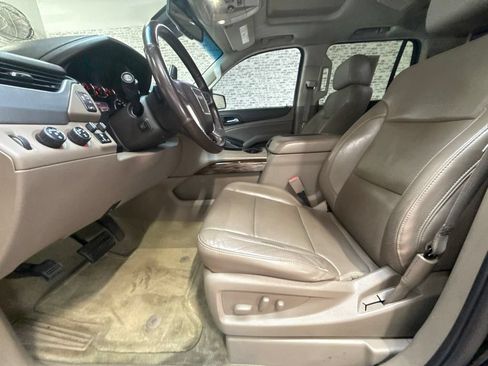 Used 2016 GMC Yukon SLT w/ Open Road Package AWD/4WD image 28