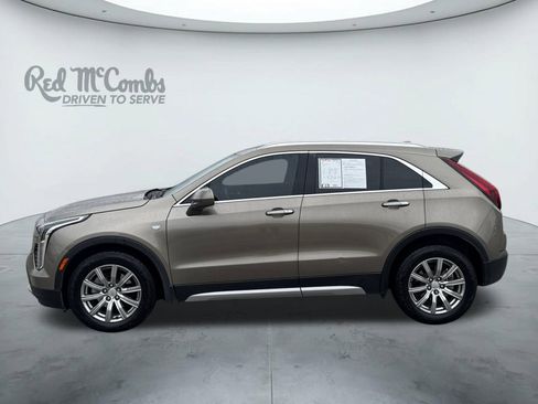 Used 2020 Cadillac XT4 Premium Luxury image 2