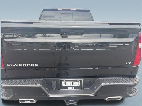 Used 2021 Chevrolet Silverado 1500 LT Trail Boss w/ Convenience Package II AWD/4WD image 11