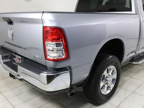 Used 2024 RAM 2500 Big Horn AWD/4WD image 40