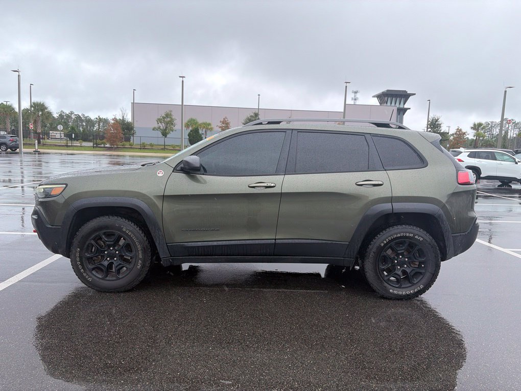 Used 2020 Jeep Cherokee Trailhawk w/ Cold Weather Group AWD/4WD image 4