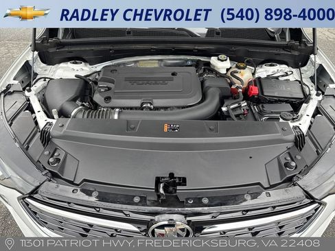 Used 2023 Buick Envision Essence FWD image 9