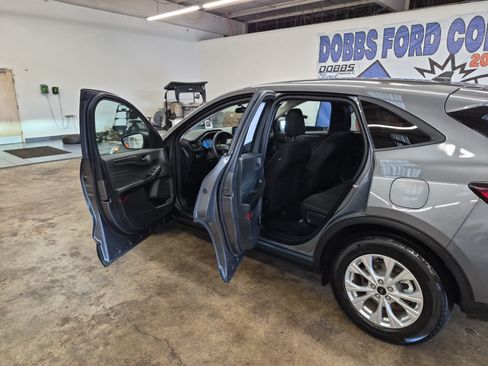 Used 2025 Ford Escape Active FWD image 12