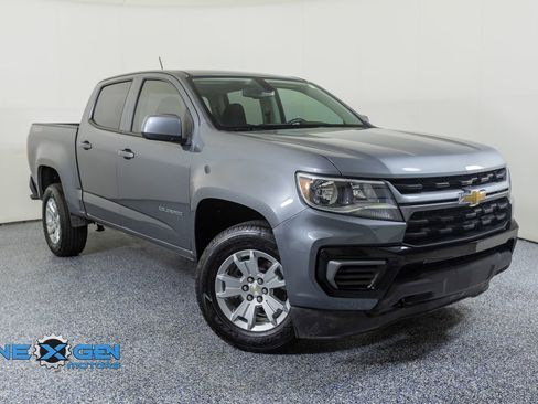 Used 2022 Chevrolet Colorado LT AWD/4WD image 1