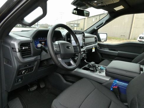 New 2025 Ford F150 XLT w/ Equipment Group 302A MID image 19