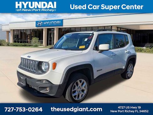 Used 2018 Jeep Renegade Latitude w/ Cold Weather Group AWD/4WD image 1