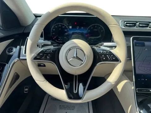 Used 2022 Mercedes-Benz S 500 4MATIC w/ 3D Technology Package image 25