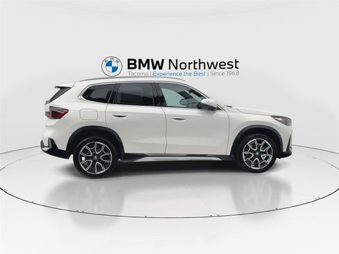 New 2026 BMW X1 xDrive28i w/ Technology Package AWD/4WD image 4