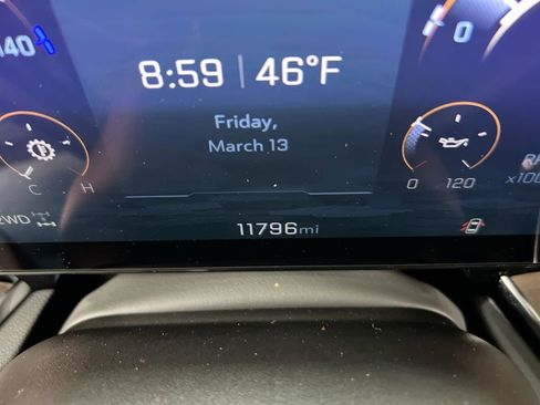 Used 2025 Chevrolet Tahoe High Country image 13