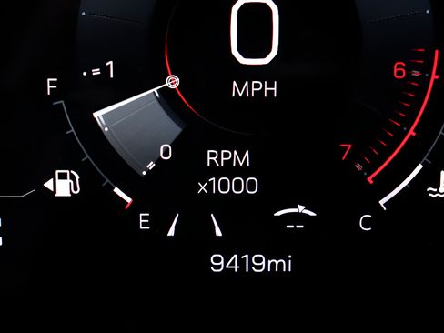 Used 2026 GMC Yukon XL Denali w/ Sun & Power Step Package AWD/4WD image 16