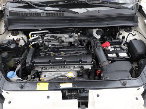 Used 2010 Kia Soul ! FWD image 12