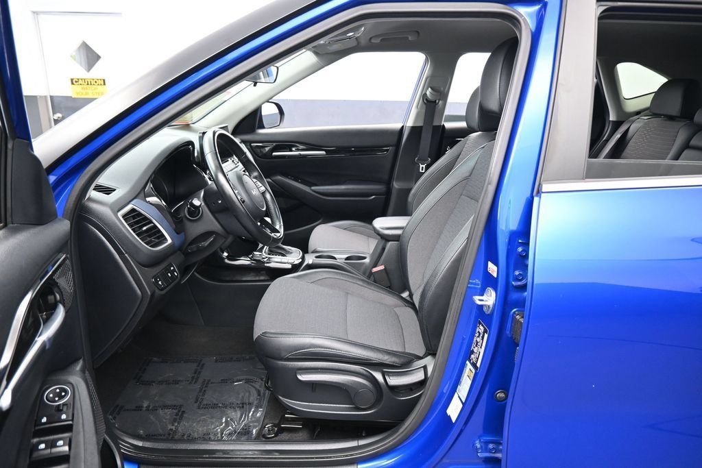 Used 2023 Kia Seltos Nightfall Edition AWD/4WD image 11