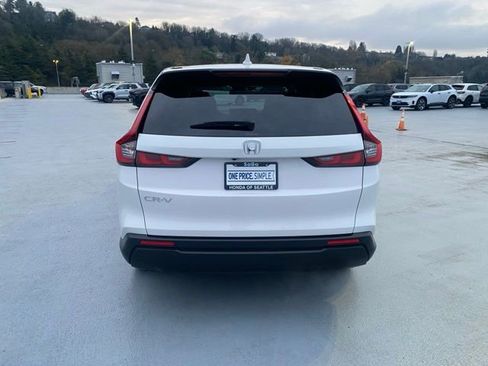Certified 2025 Honda CR-V EX image 11