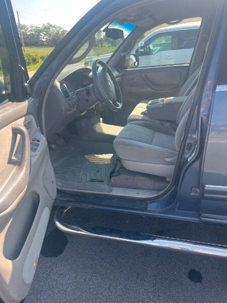 Used 2006 Toyota Tundra SR5 w/ All Weather Guard Pkg AWD/4WD image 6