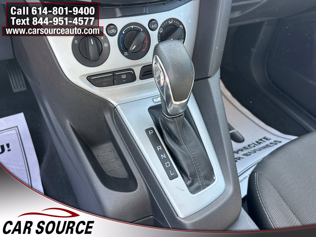 Used 2013 Ford Focus SE FWD image 21