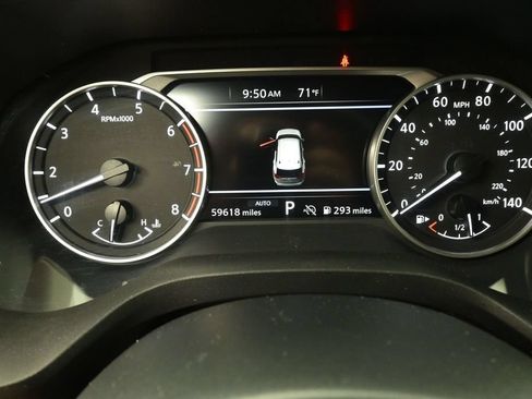 Used 2024 Nissan Rogue SV AWD/4WD image 13