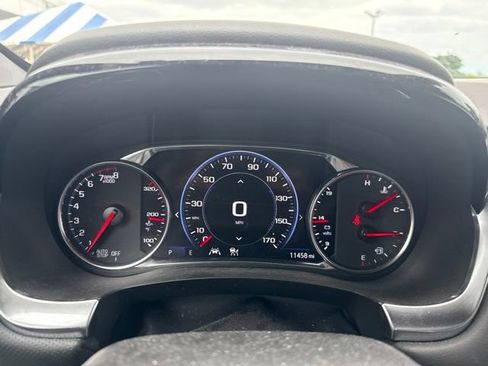 Used 2023 Chevrolet Traverse Premier AWD/4WD image 3