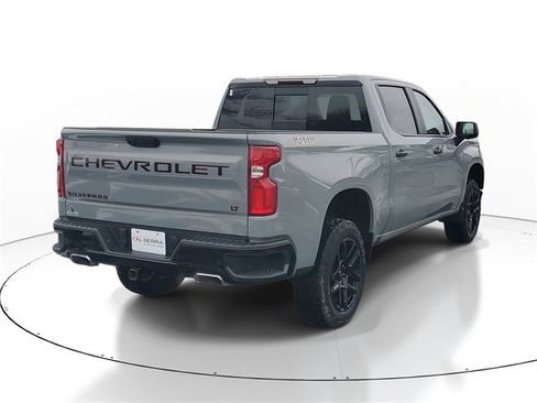 Certified 2024 Chevrolet Silverado 1500 LT Trail Boss w/ Convenience Package II image 4