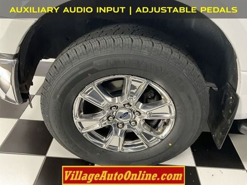 Used 2016 Ford F150 XLT w/ Equipment Group 302A Luxury AWD/4WD image 10
