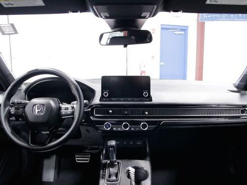 Certified 2025 Honda Civic Sport image 17