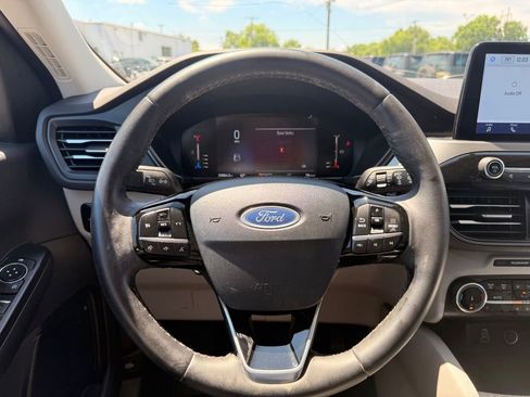 Used 2024 Ford Escape Active AWD/4WD image 14