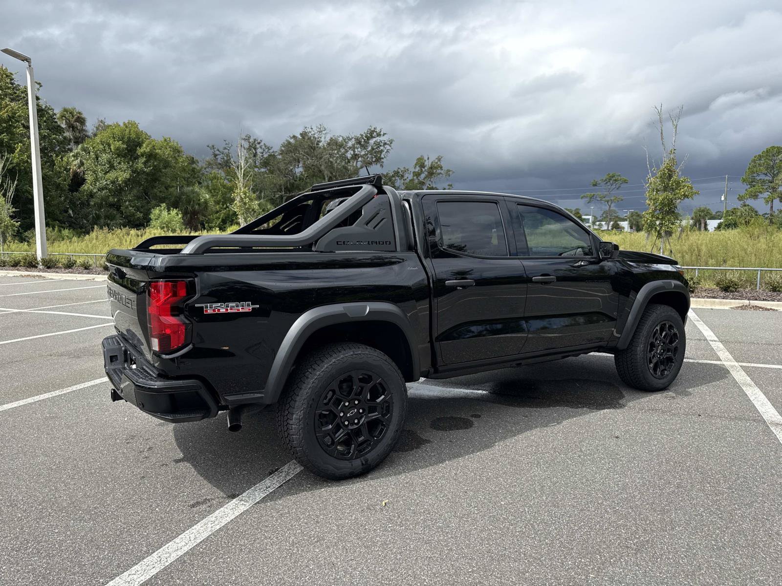 New 2026 Chevrolet Colorado Trail Boss w/ Midnight Edition AWD/4WD image 3