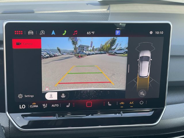 New 2026 Volkswagen GTI SE FWD image 15