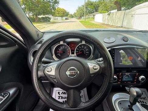 Used 2015 Nissan Juke SV FWD image 10