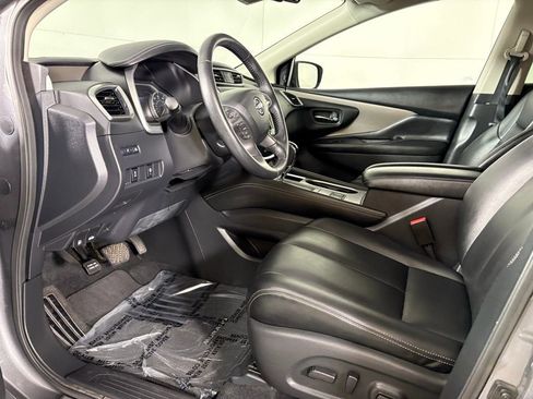Used 2023 Nissan Murano SV image 21