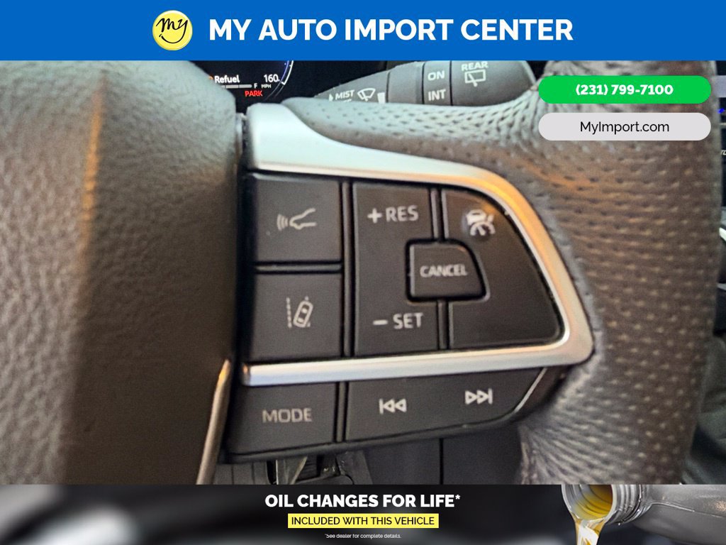 Used 2025 Toyota Sienna Limited AWD/4WD image 16