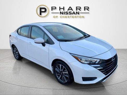 Used 2025 Nissan Versa SV w/ Trunk Package FWD image 5