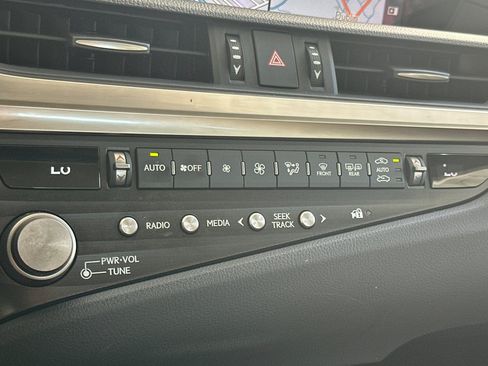 Used 2021 Lexus ES 350 w/ Premium Package FWD image 25