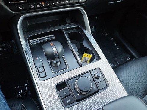 Used 2024 MAZDA CX-90 3.3 Turbo w/ Preferred Plus image 25