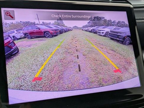 New 2025 Jeep Grand Cherokee L Limited w/ Black Appearance Package image 19