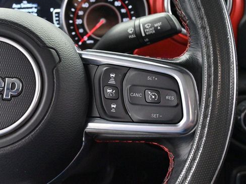 Used 2021 Jeep Gladiator Rubicon AWD/4WD image 17