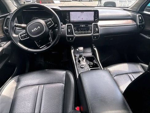 Used 2023 Kia Sorento S w/ Panoramic Sunroof Package AWD/4WD image 21