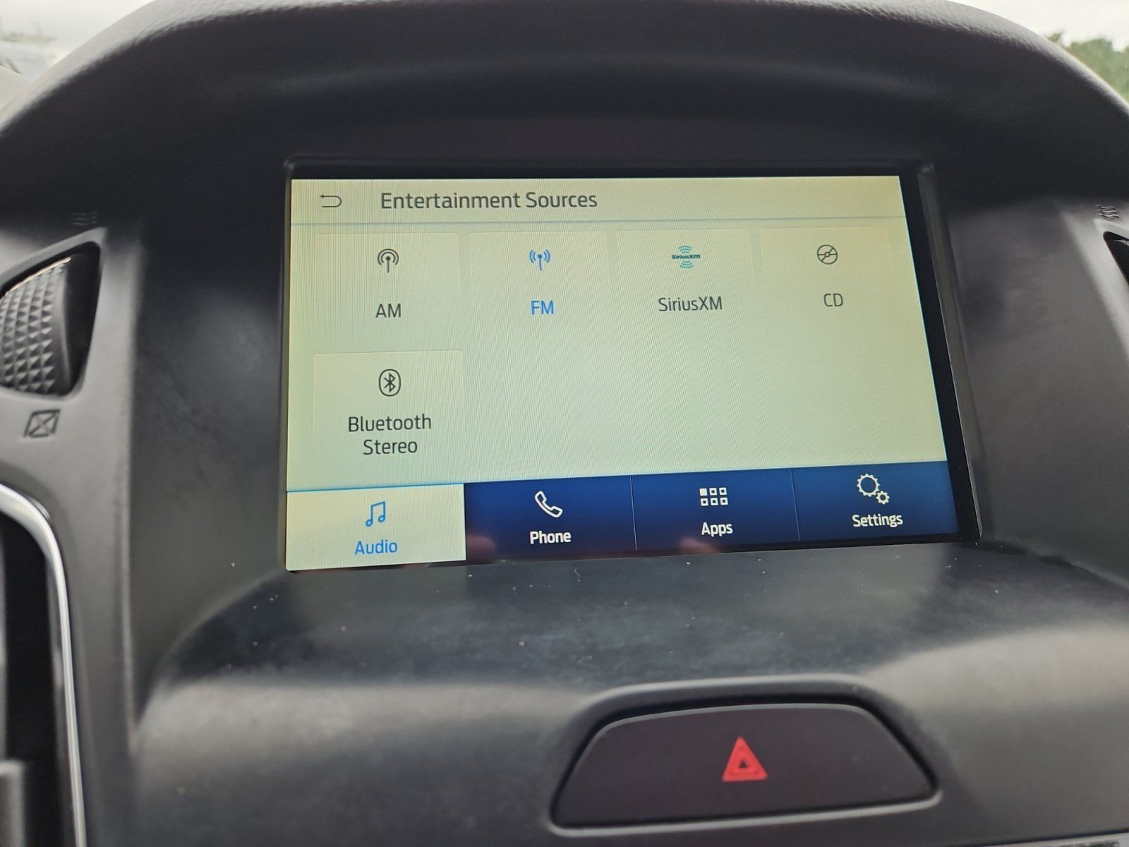 Used 2018 Ford Focus SEL w/ Cold Weather Package FWD image 17