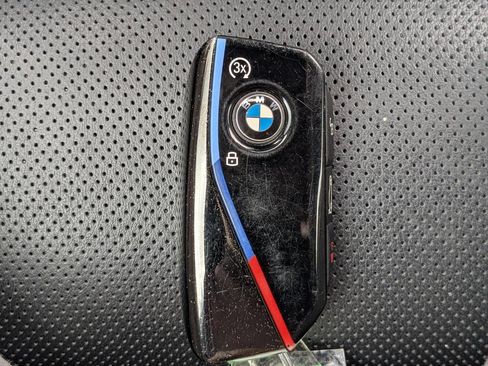 Used 2026 BMW X7 M60i AWD/4WD image 33