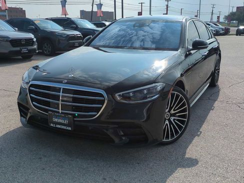 Used 2021 Mercedes-Benz S 580 4MATIC Sedan image 1
