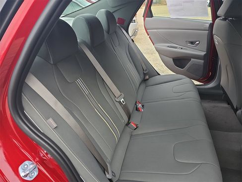 New 2026 Hyundai Elantra Sport image 12